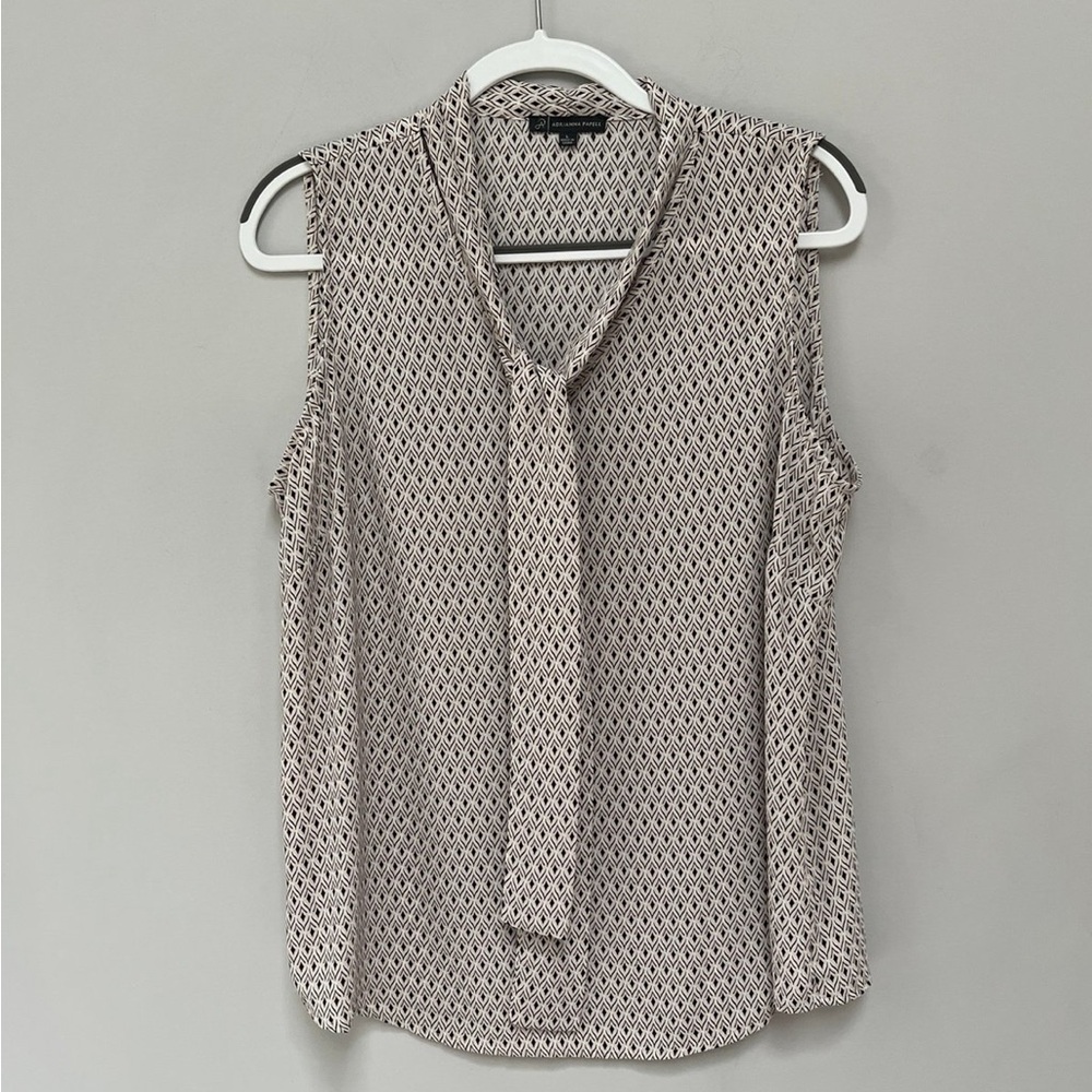 V-Neck Adrianna Papell Blouse L NWOT